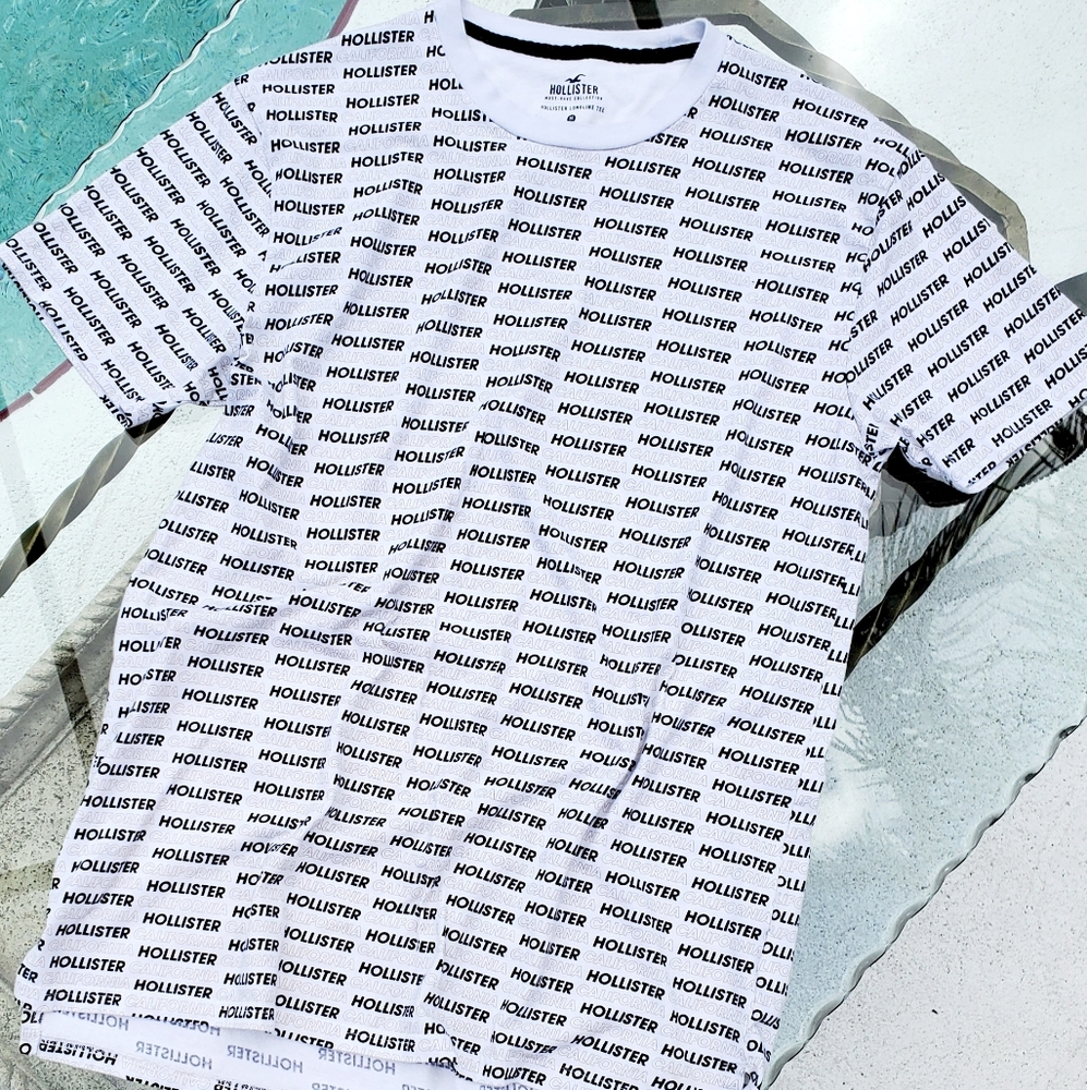 HOLLISTER T-SHIRT